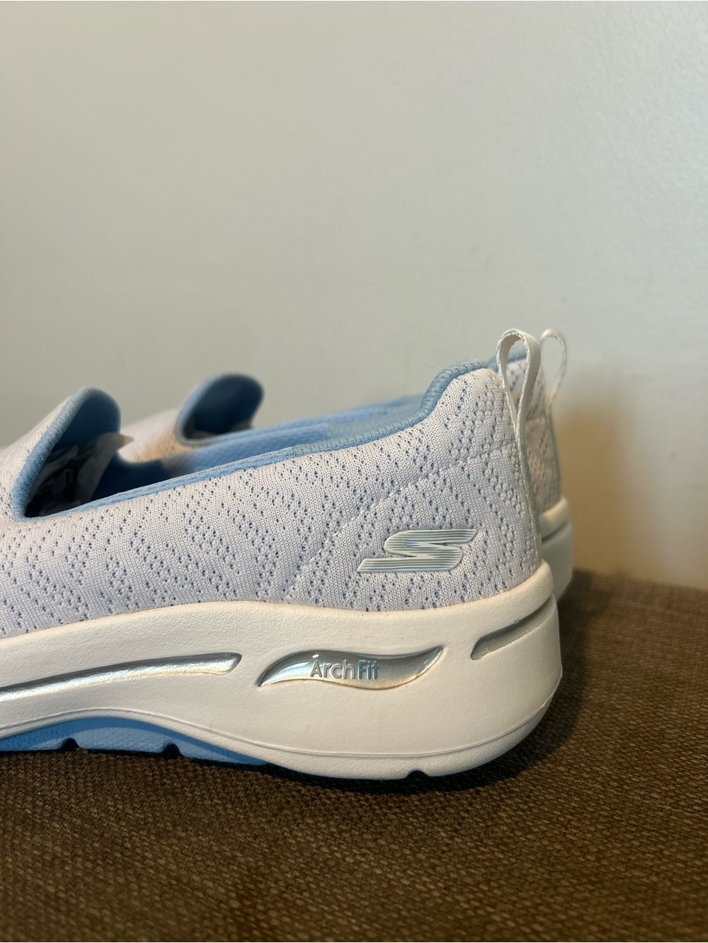 Skechers Wave-Textured Slip-On Sneakers in Light Blue - Picture 4 of 8